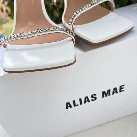 Alias Mae Lexa Mule Heel Sandal Size 39 in Ivory Leather Rhinestoned - Picture 4 of 12